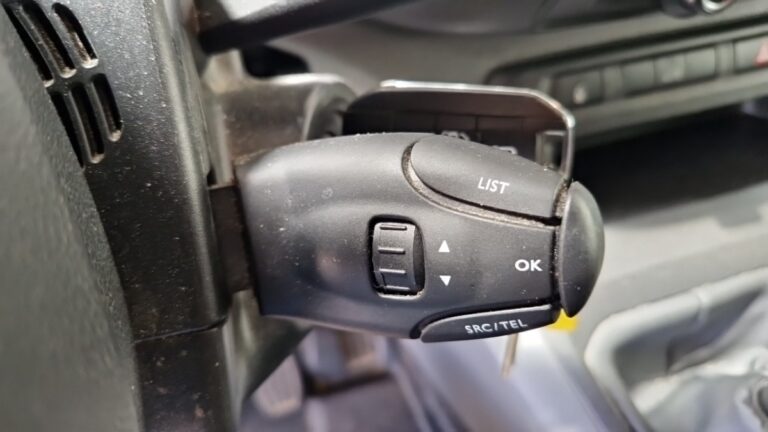 Peugeot Expert 2.0 BLUEHDI 120 S&S LONG PREMIUM - Image 15 (July 7, 2026)