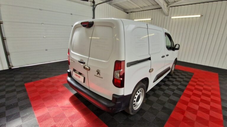Peugeot Partner Taille M 650kg BlueHDi 130 S&S EAT8 - Image 05 (July 7, 2026)