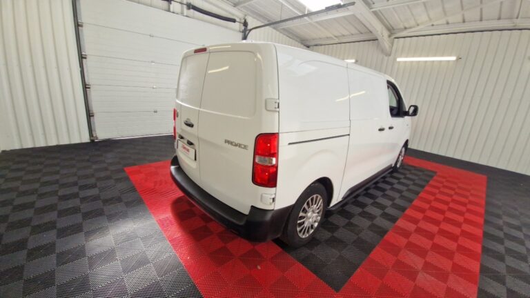 Toyota PROACE 1.5 D MEDIUM 120 D-4D BUSINESS - Image 05 (July 7, 2026)