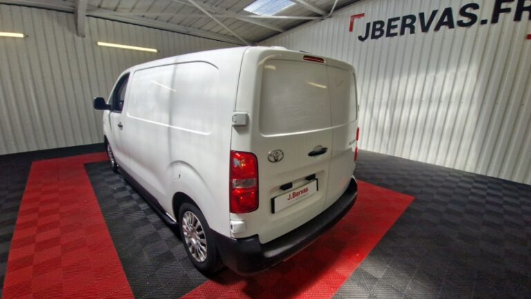 Toyota PROACE 1.5 D MEDIUM 120 D-4D BUSINESS - Image 07 (July 7, 2026)