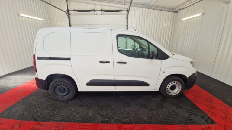 Peugeot Partner BHDI 100 S&S STANDARD 650KG PREMIUM - Image 04 (July 7, 2026)