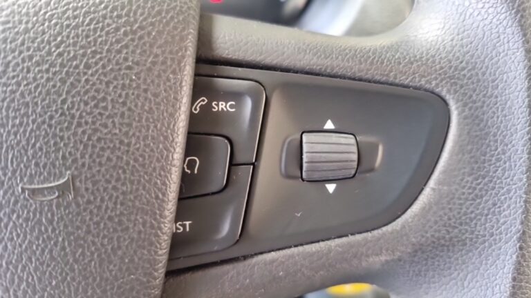 Toyota PROACE 1.5 D MEDIUM 120 D-4D BUSINESS - Image 17 (July 7, 2026)