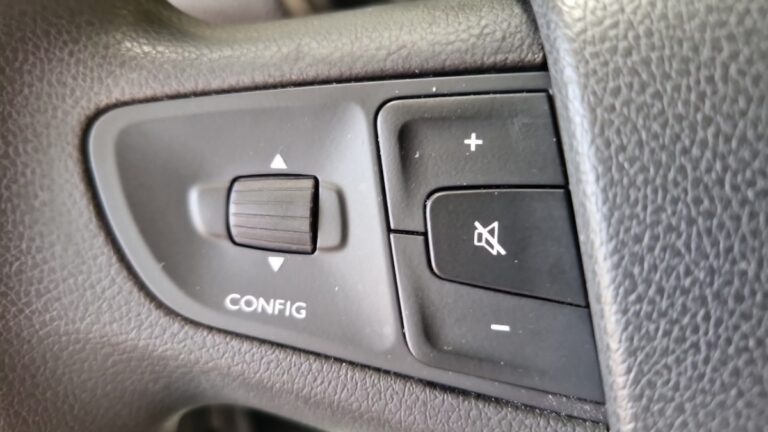 Toyota PROACE 1.5 D MEDIUM 120 D-4D BUSINESS - Image 18 (July 7, 2026)