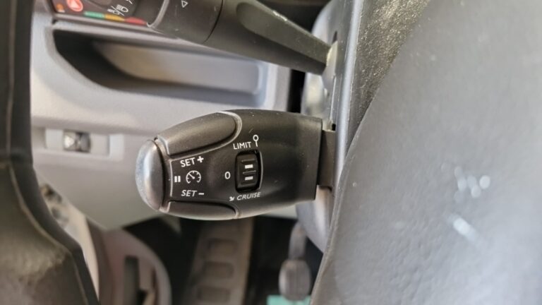 Toyota PROACE 1.5 D MEDIUM 120 D-4D BUSINESS - Image 19 (July 7, 2026)