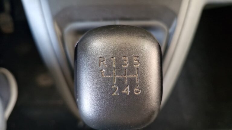 Opel Vivaro 1.5 Diesel 120 ch L1 Pack Clim - Image 14 (July 7, 2026)