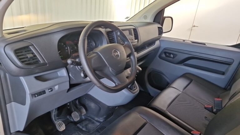 Opel Vivaro 1.5 Diesel 120 ch L1 Pack Clim - Image 20 (July 7, 2026)