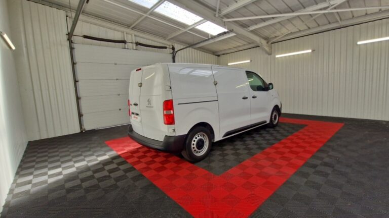 Peugeot Expert 1.5 BLUEHDI 120 S&S STANDARD PREMIUM - Image 05 (July 7, 2026)