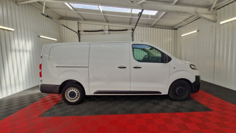 Citroën Jumpy XL BlueHDi 120 S&S BVM6 (340 Nm) Driver - Image 04 (July 7, 2026)