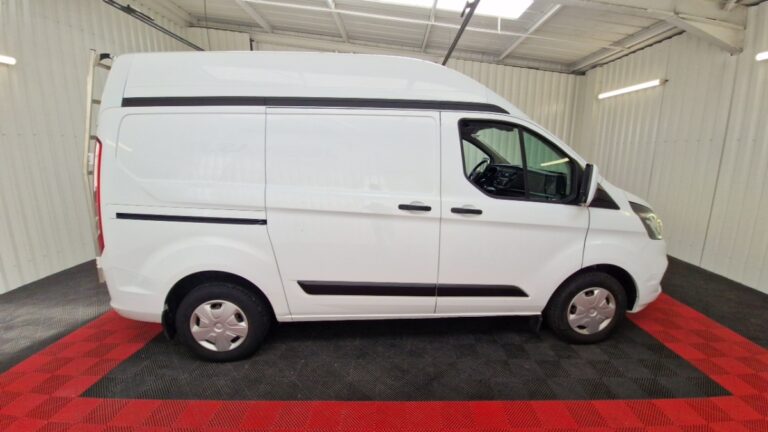 Ford Transit Custom 2.0 ECOBLUE 105 300 TREND BUSINESS - Image 04 (July 7, 2026)