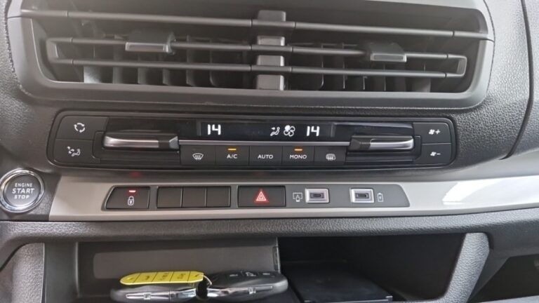 Fiat Scudo CABINE APPROFONDIE XL BlueHDI 180 S&S EAT8 - Image 16 (July 7, 2026)