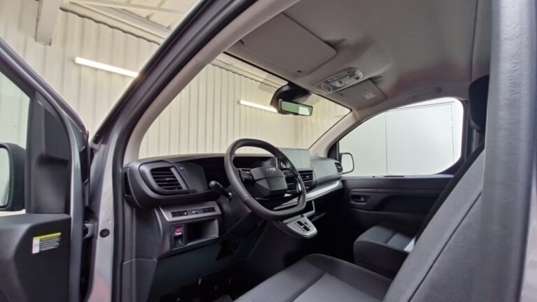 Fiat Scudo CABINE APPROFONDIE XL BlueHDI 180 S&S EAT8 - Image 09 (July 7, 2026)