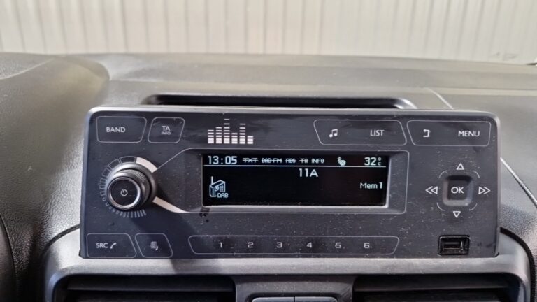 Citroën Berlingo Taille M BlueHDi 100 S&S BVM Live - Image 09 (July 7, 2026)
