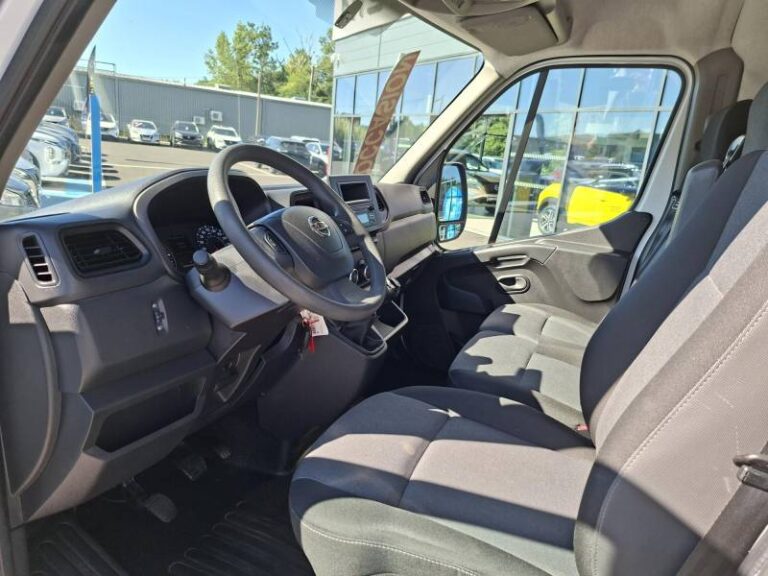 Nissan Interstar FOURGON 3T3 2.3 DCI 135 ACENTA - Image 09 (July 7, 2026)