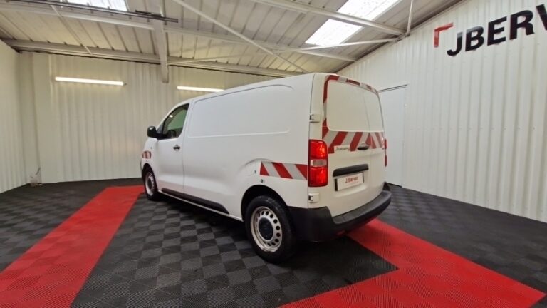 Citroën Jumpy Taille M BlueHDi 120 S&S BVM6 Club - Image 07 (July 7, 2026)