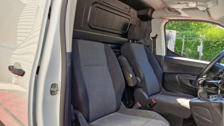 Citroën Berlingo VAN M 1000 BLUEHDI 100 SS BVM5 CLUB - Image 08 (July 7, 2026)