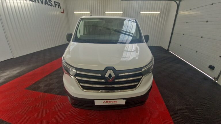 Renault Trafic 3T Blue dCi 130 GRAND CONFORT - Image 02 (July 7, 2026)