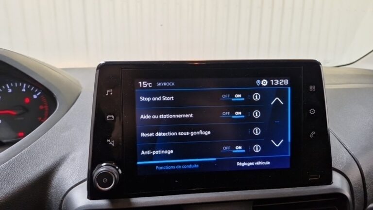 Peugeot Partner BLUEHDI 100 S&S LONG 950KG PREMIUM - Image 12 (July 7, 2026)