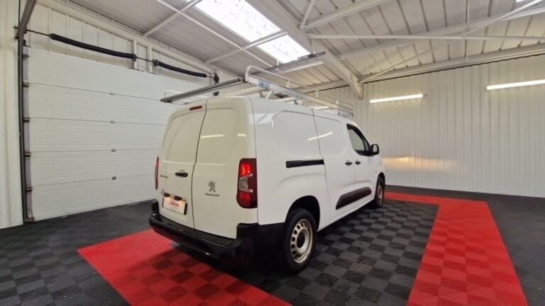 Peugeot Partner BLUEHDI 100 S&S LONG 950KG PREMIUM - Image 05 (July 7, 2026)