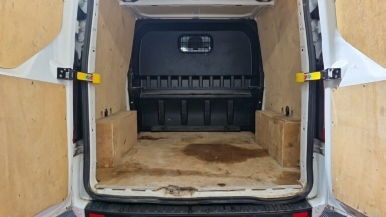 Ford Transit Custom CABINE APPROFONDIE 2.0 Ecoblue 130 Trend Business - Image 19 (July 7, 2026)