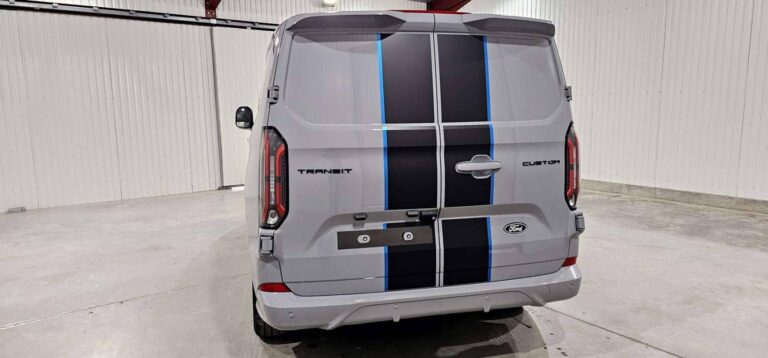 Ford Transit Custom FOURGON 320 2.0 ECOBLUE 170 CH BVA8 SPORT - Image 07 (July 7, 2026)