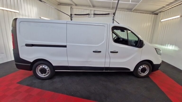 Renault Trafic 3T Blue dCi 130 CONFORT - Image 04 (July 7, 2026)