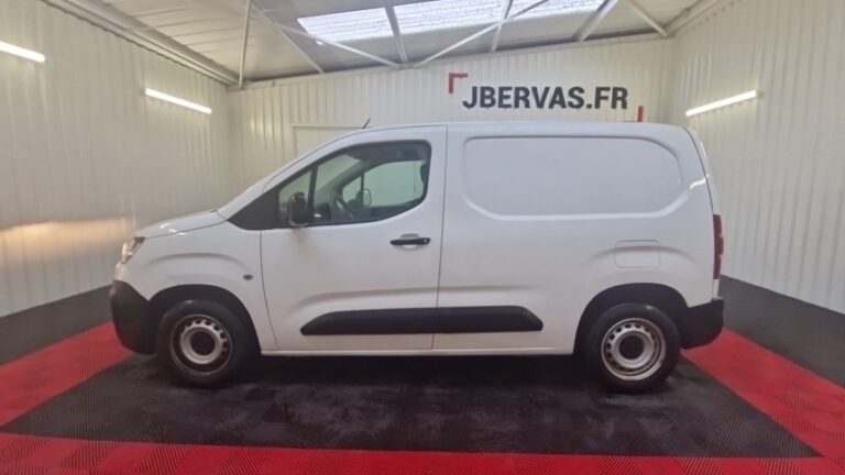 Citroën Berlingo Taille M 650kg PureTech 110 S&S BVM Club - Image 08 (July 7, 2026)