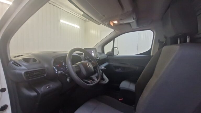 Citroën Berlingo Taille M 650kg PureTech 110 S&S BVM Club - Image 09 (July 7, 2026)