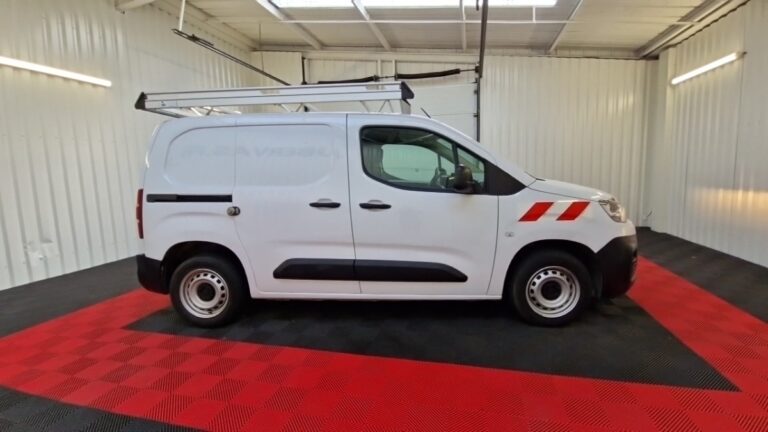 Citroën Berlingo Van Taille M 650kg BlueHDi 100 S&S BVM6 - Image 04 (July 7, 2026)