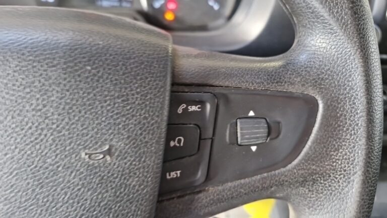 Citroën Jumpy M BlueHDi 120 S&S BVM6 (300 Nm) Driver - Image 18 (July 7, 2026)