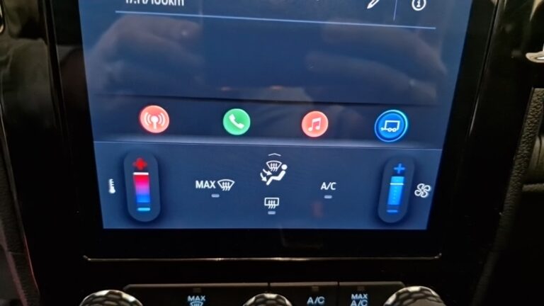 Ford Ranger 2.0 ECOBLUE 170CH AUTO SUPER CABINE XLT - Image 15 (July 7, 2026)