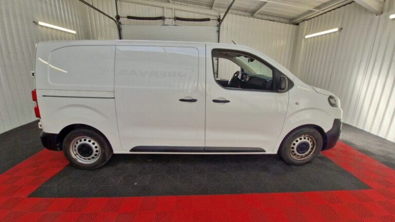 Citroën Jumpy M BlueHDi 120 S&S BVM6 (300 Nm) Club - Image 04 (July 7, 2026)