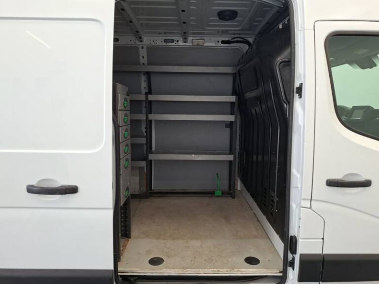 Renault Master FOURGON FGN TRAC F3300 DCI 135 GRAND CONFORT - Image 16 (July 7, 2026)