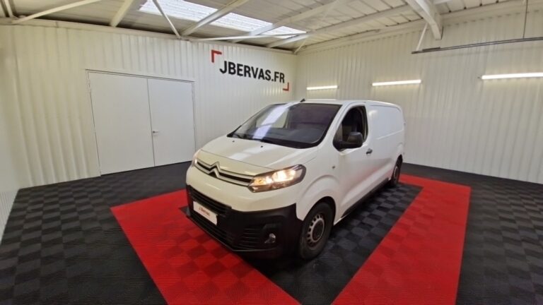 Citroën Jumpy M BlueHDi 120 S&S BVM6 (300 Nm) Driver - Image 01 (July 7, 2026)