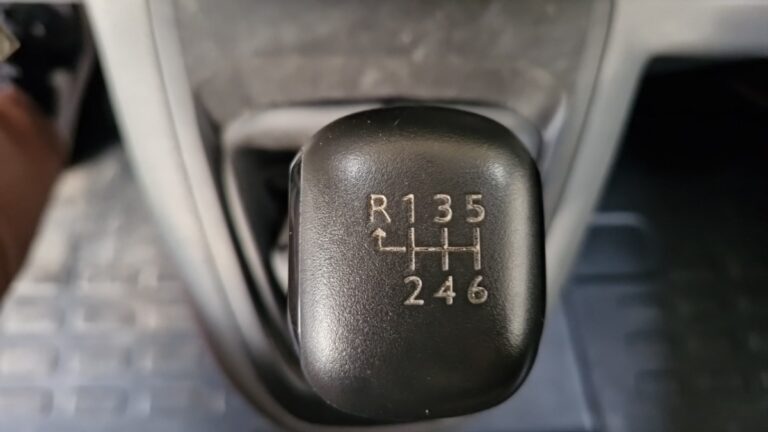 Citroën Jumpy M BlueHDi 120 S&S BVM6 (300 Nm) Driver - Image 17 (July 7, 2026)
