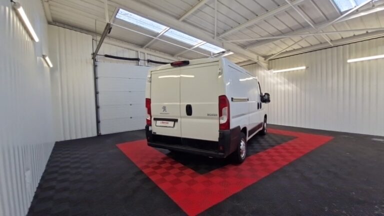 Peugeot Boxer BlueHDi 140 S&S ASPHALT 333 - Image 05 (July 7, 2026)