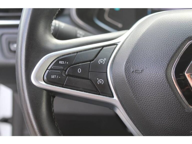 Renault Clio SOCIETE E-TECH 140 – 21N BUSINESS REVERSIBLE - Image 12 (July 7, 2026)