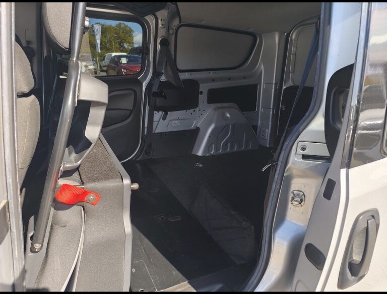 Fiat Doblo Maxi Cargo 5Pl 1.6Jtd120 - Image 05 (July 7, 2026)