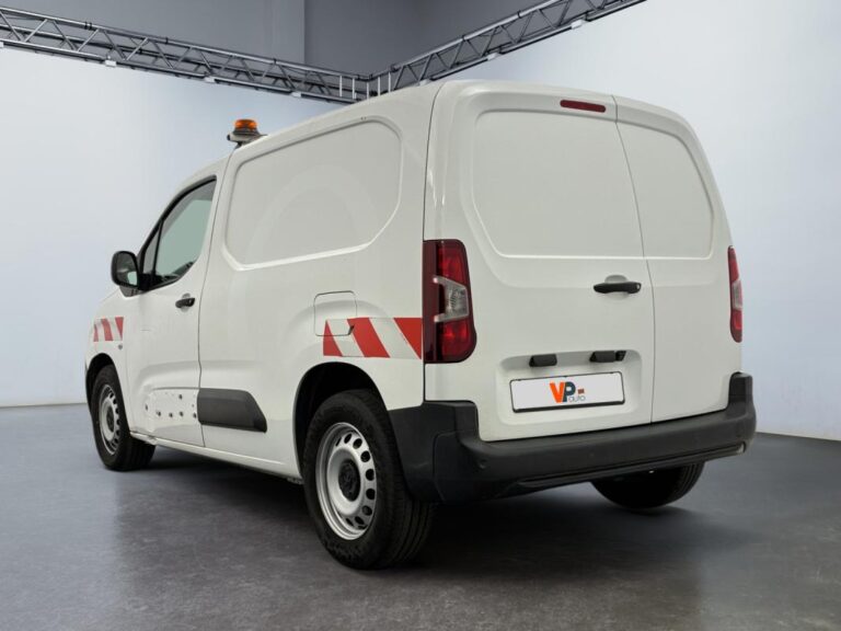 Peugeot Partner FOURGON STANDARD 1000 KG BLUEHDI 100 S&S BVM5 PREMIUM - Image 03 (July 7, 2026)