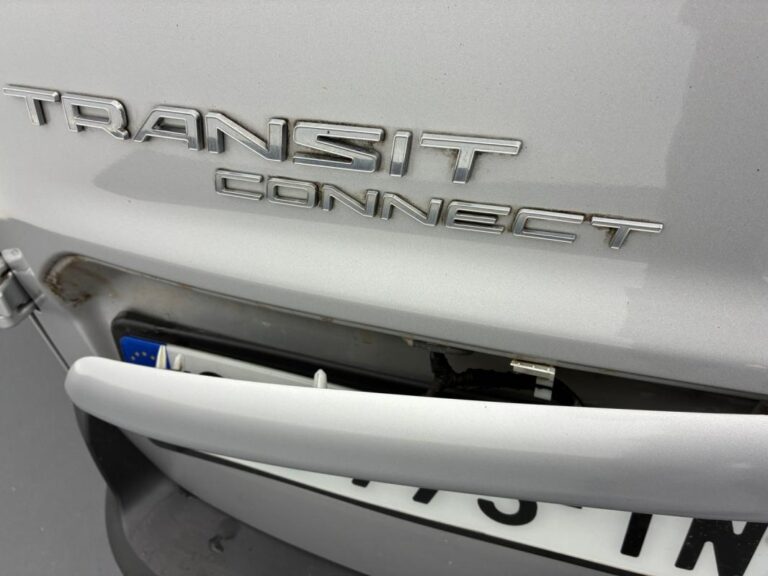 Ford Transit Connect FGN L2 1.5 ECOBLUE 100 S&S LIMITED - Image 18 (July 7, 2026)