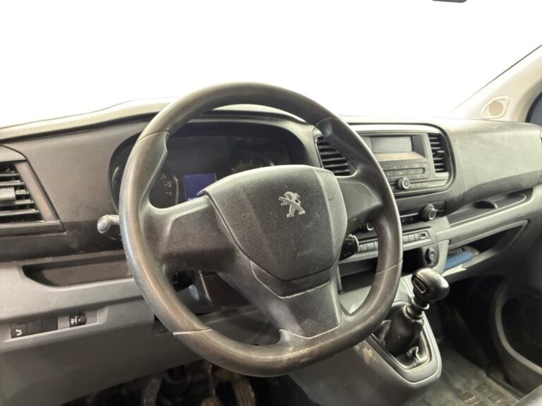 Peugeot Expert FOURGON FGN TOLE STANDARD 1.5 BLUEHDI 120 S&S BVM6 PREMIUM - Image 11 (July 7, 2026)
