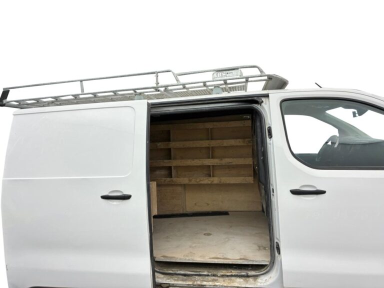 Peugeot Expert FOURGON FGN TOLE STANDARD 1.5 BLUEHDI 120 S&S BVM6 PREMIUM - Image 14 (July 7, 2026)