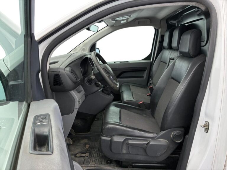 Peugeot Expert FOURGON FGN TOLE STANDARD BLUEHDI 120 S&S BVM6 PREMIUM PACK - Image 09 (July 7, 2026)