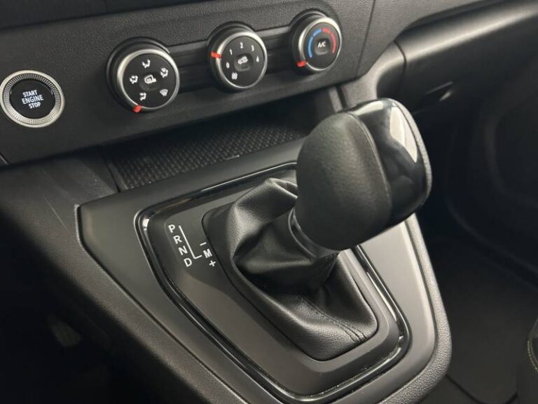 Renault Kangoo Van BLUE DCI 115 EDC EXTRA – 22 - Image 13 (July 7, 2026)