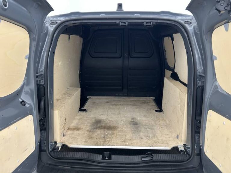 Renault Kangoo Van BLUE DCI 115 EDC EXTRA – 22 - Image 18 (July 7, 2026)