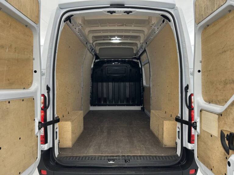 Renault Master FOURGON FGN TRAC F3500 BLUE DCI 135 CONFORT - Image 17 (July 7, 2026)