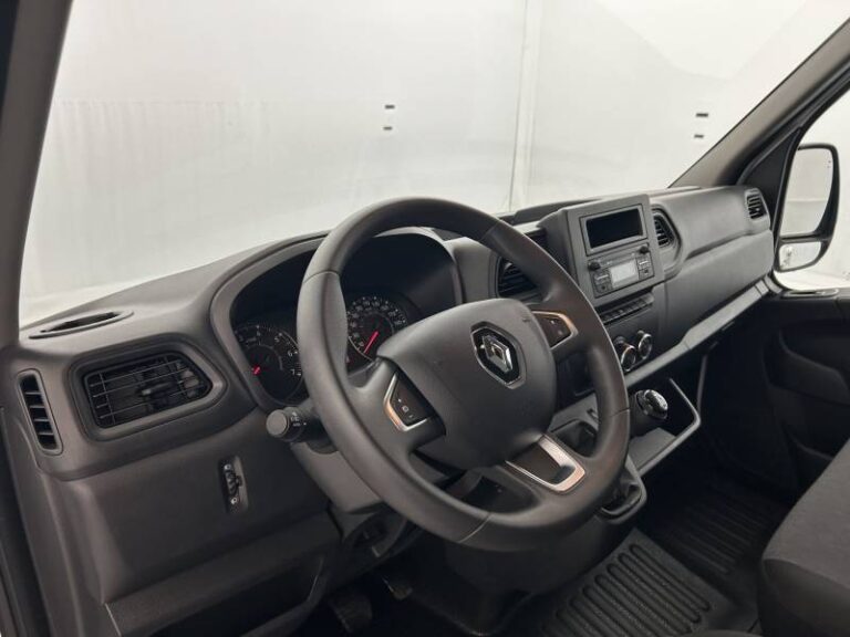 Renault Master FOURGON FGN TRAC F3500 BLUE DCI 135 CONFORT - Image 10 (July 7, 2026)
