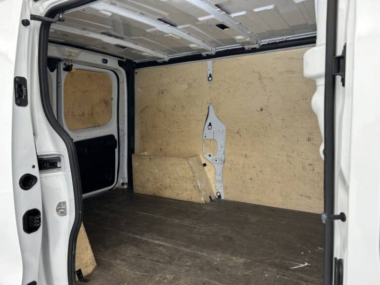 Renault Trafic FGN 3000 KG BLUE DCI 130 CONFORT - Image 16 (July 7, 2026)