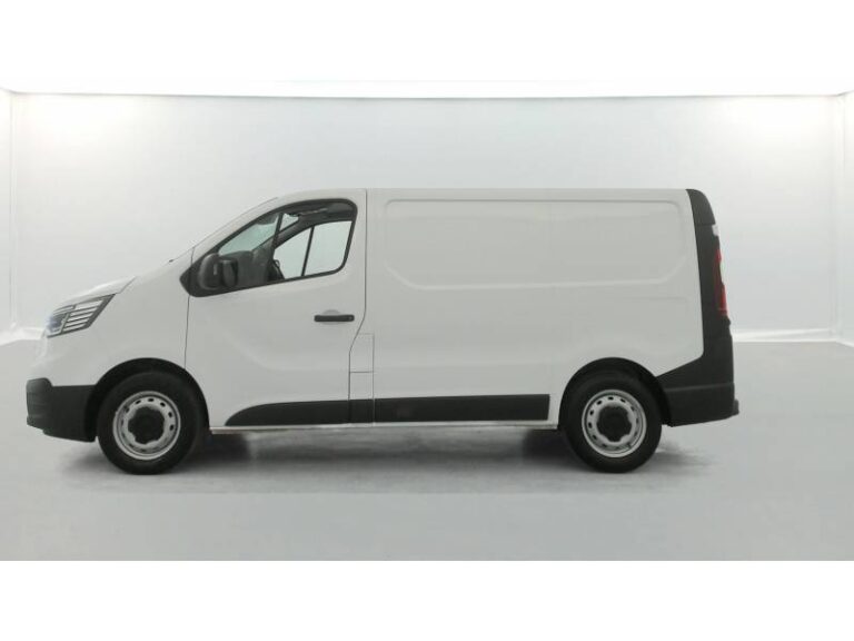 Renault Trafic FGN 3000 KG BLUE DCI 130 CONFORT - Image 02 (July 7, 2026)