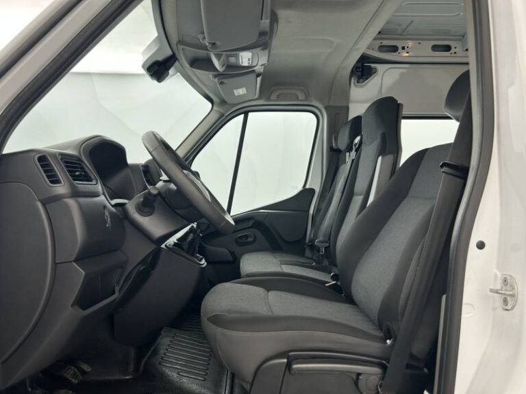 Renault Master FOURGON CA TRAC F3500 BLUE DCI 135 CONFORT - Image 09 (July 7, 2026)