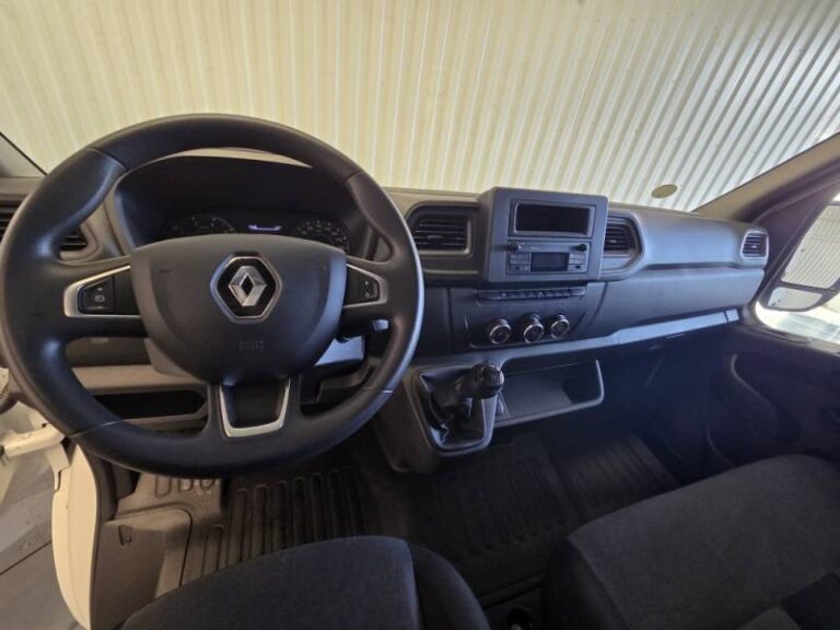 Renault Master FOURGON FGN TRAC F3500 BLUE DCI 135 CONFORT - Image 11 (July 7, 2026)
